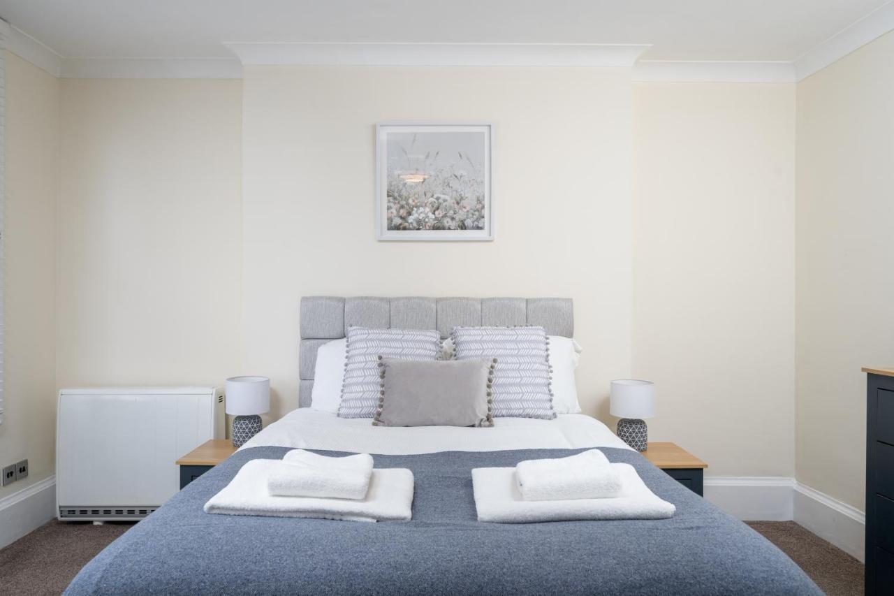 Modern 3 Bedroom Central Apartment - Sleeps 6 Brighton Luaran gambar